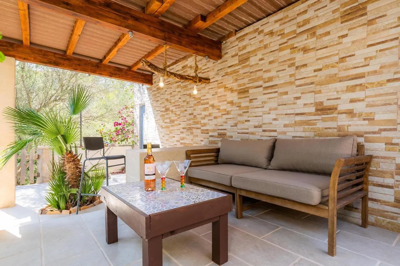 Villa Sol 卡拉菲格拉